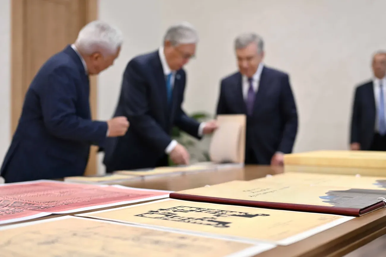 Uzbekistan presented Kazakhstan with archival materials of cultural and historical significance