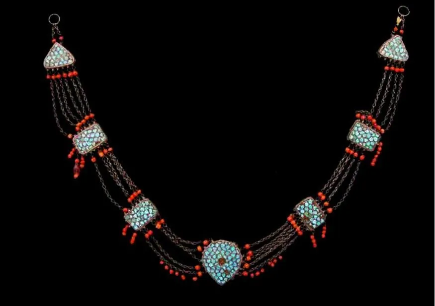 What techniques did Uzbek jewelers use in metal processing?
