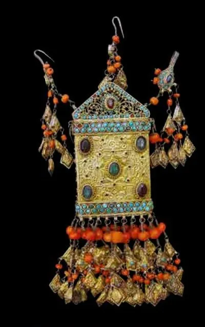 What techniques did Uzbek jewelers use in metal processing?