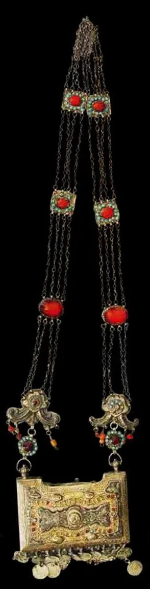 What techniques did Uzbek jewelers use in metal processing?
