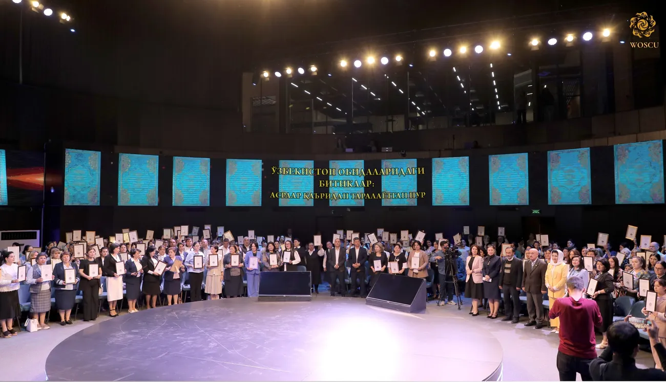 340 schools in Tashkent received 6,800 book-albums from the series "Architectural Epigraphy of Uzbekistan"