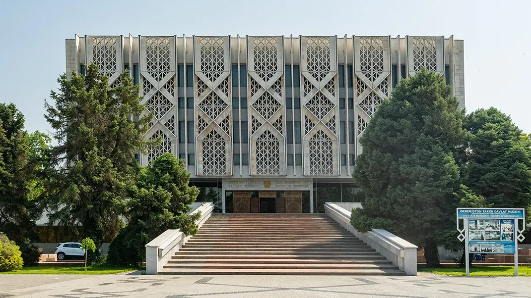150-year-old State Museum of History of Uzbekistan. When will it be repaired?
