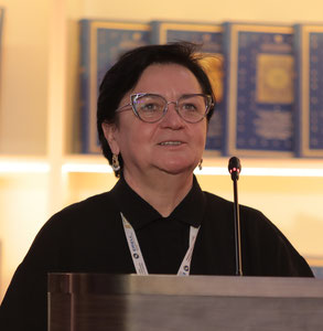 Ирина Попова
