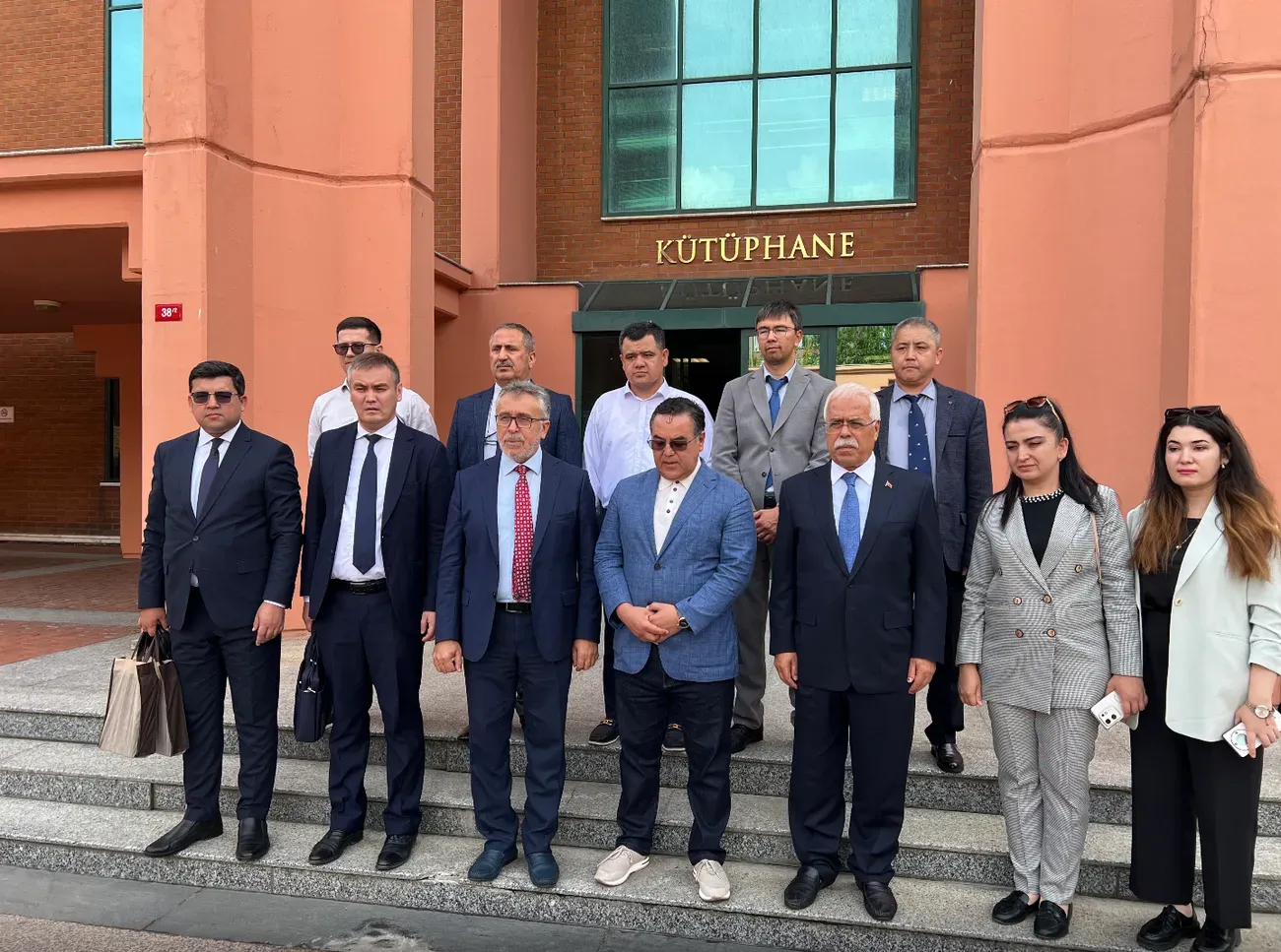 Porno rus transseksuallar onlayn tomosha qilish