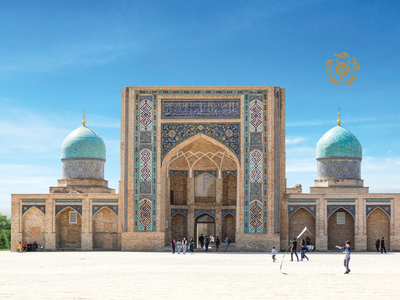 Baroqxon madrasasi 466 yil ichida: qurilishdan oxirgi ta'mirlashgacha