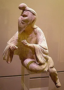Is the unique statuette kept in Turin a “Zoroastrian priest”?‌‌