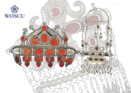 What was included in the Karakalpak bride's jewelry set?