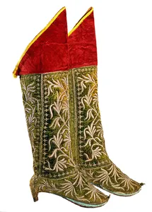 Gold embroidery craft of Bukhara