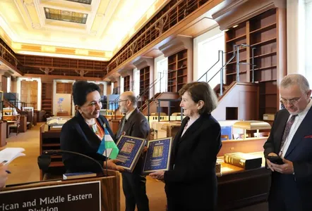 Tanzilya Narbayeva, the President of the Senate of Uzbekistan presented the books of the project Cultural Legacy of Uzbekistan in the World Collections