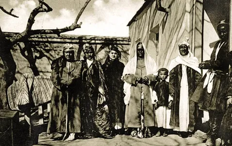 Какие налобные украшения носили женщины Ферганы и Ташкента?