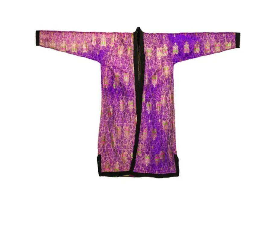What kind of robes did the men of Tashkent and Fergana wear?