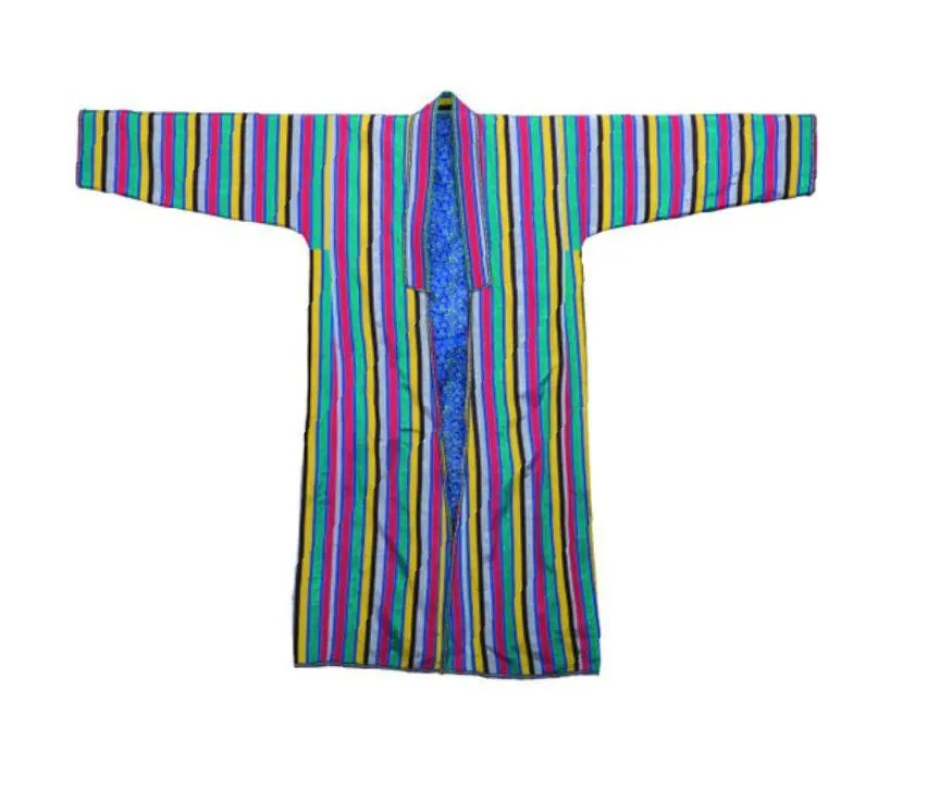 What kind of robes did the men of Tashkent and Fergana wear?