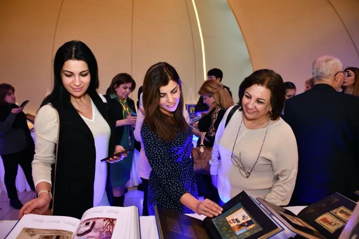 В центре Гейдара Алиева в Баку торжественно презентована книга-альбом «Культурное наследие Узбекистана в собраниях Азербайджана»