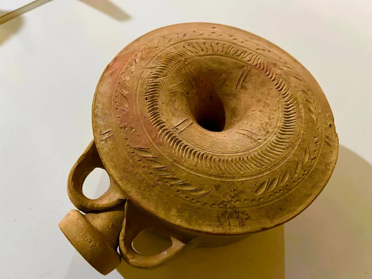 Archaeologists discovered a rare treasure in Akhsikent