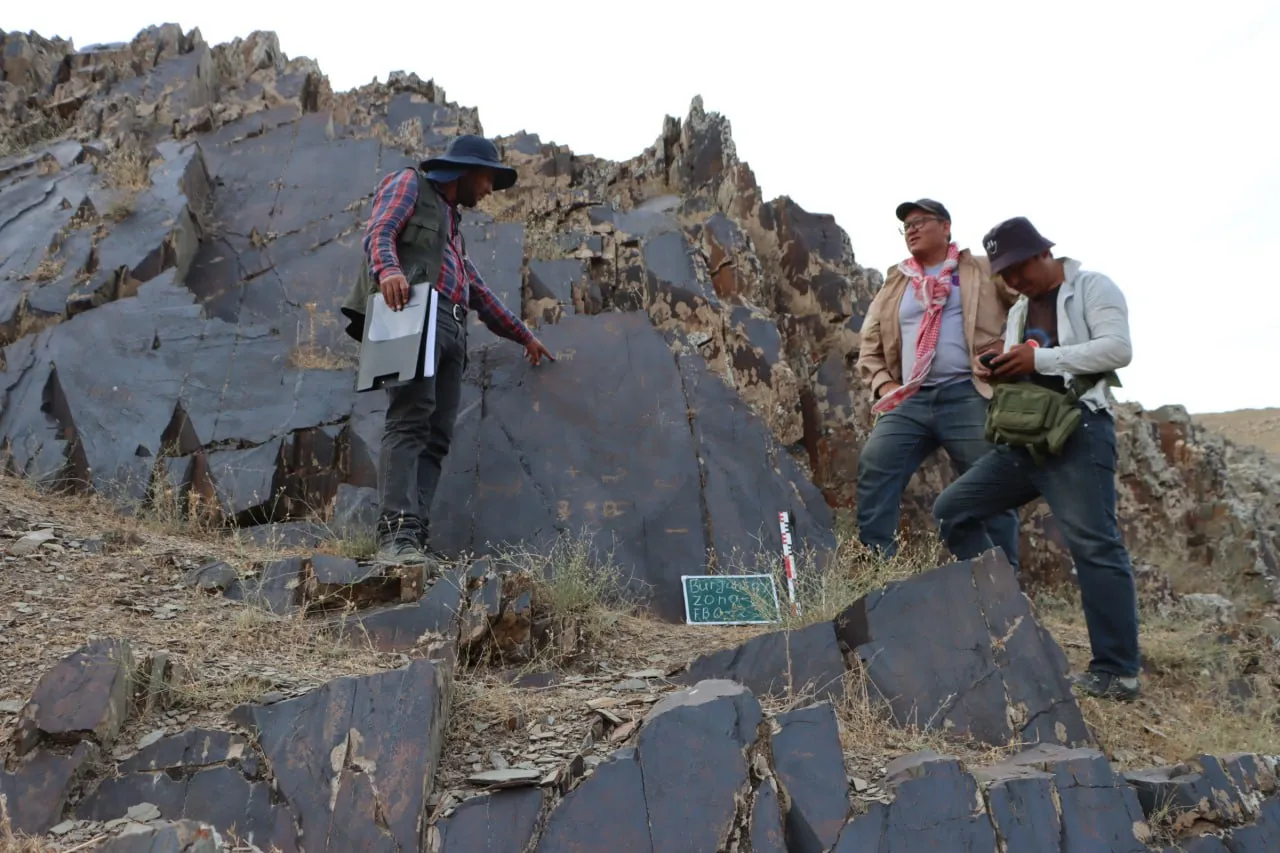 Unique rock paintings of the Nurata mountain range have been documented