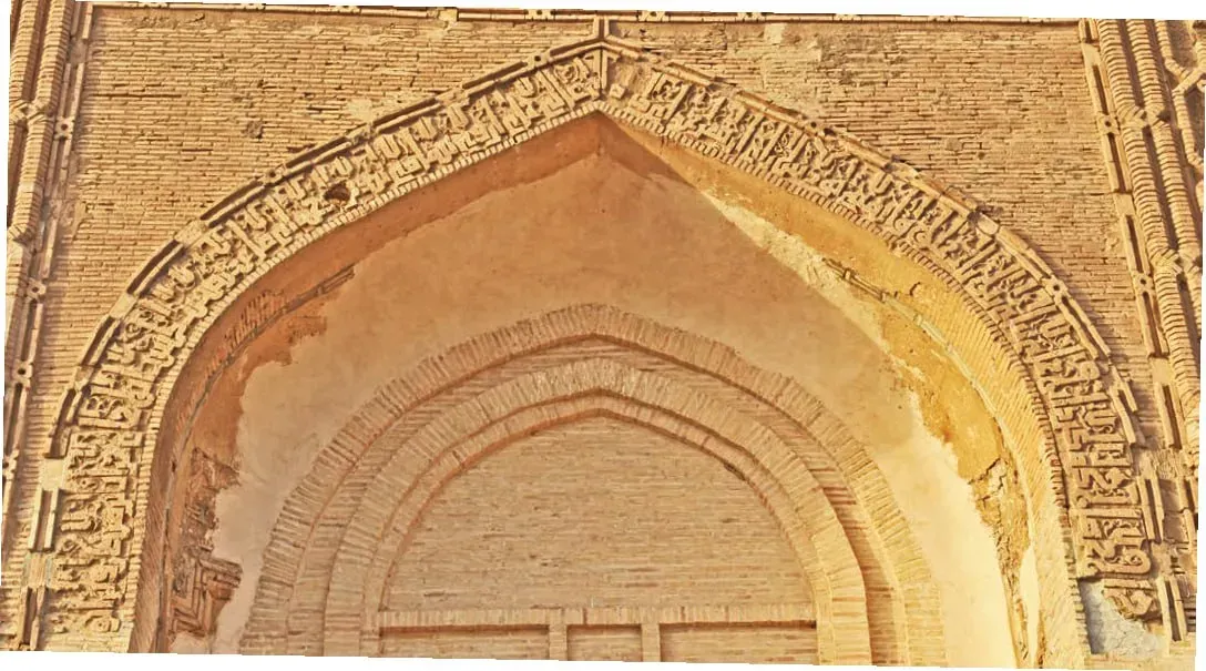 Сардоба Работи Малик, сравнимая с родником Замзам