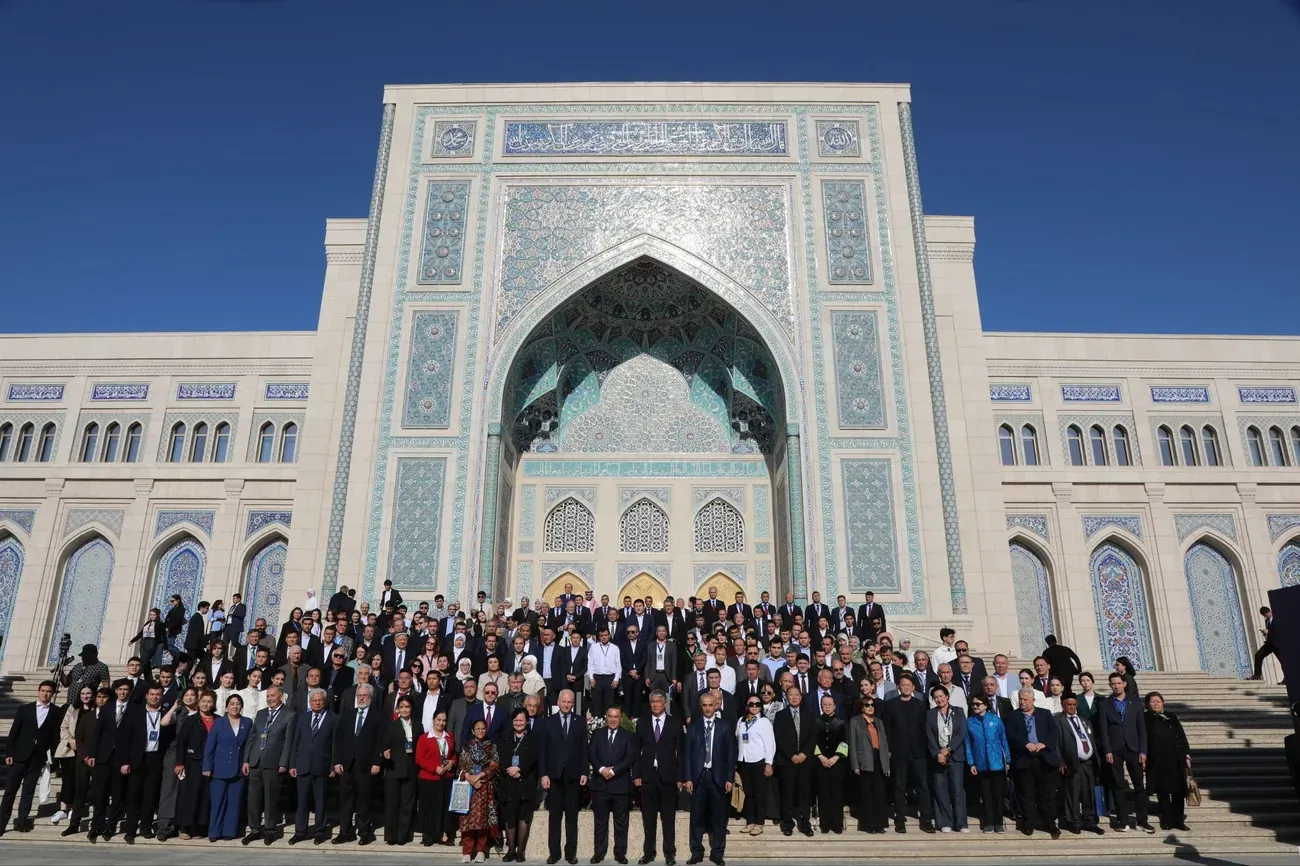 Participants of the International Conference on the Heritage of Amir Temur addressed the President