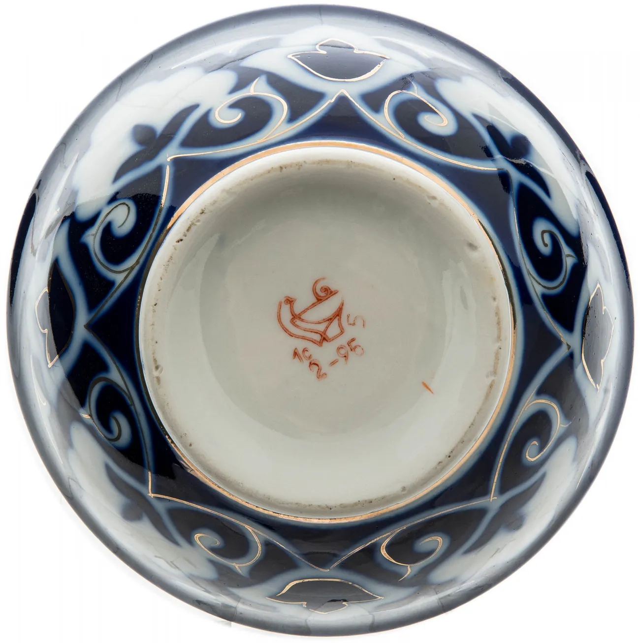 ПИЁЛА ТУБИДАГИ БАХТ ҚУШИ. УЙИНГИЗДА НОДИР БУЮМЛАР БОР-ЙЎҚЛИГИНИ АНИҚЛАНГ!